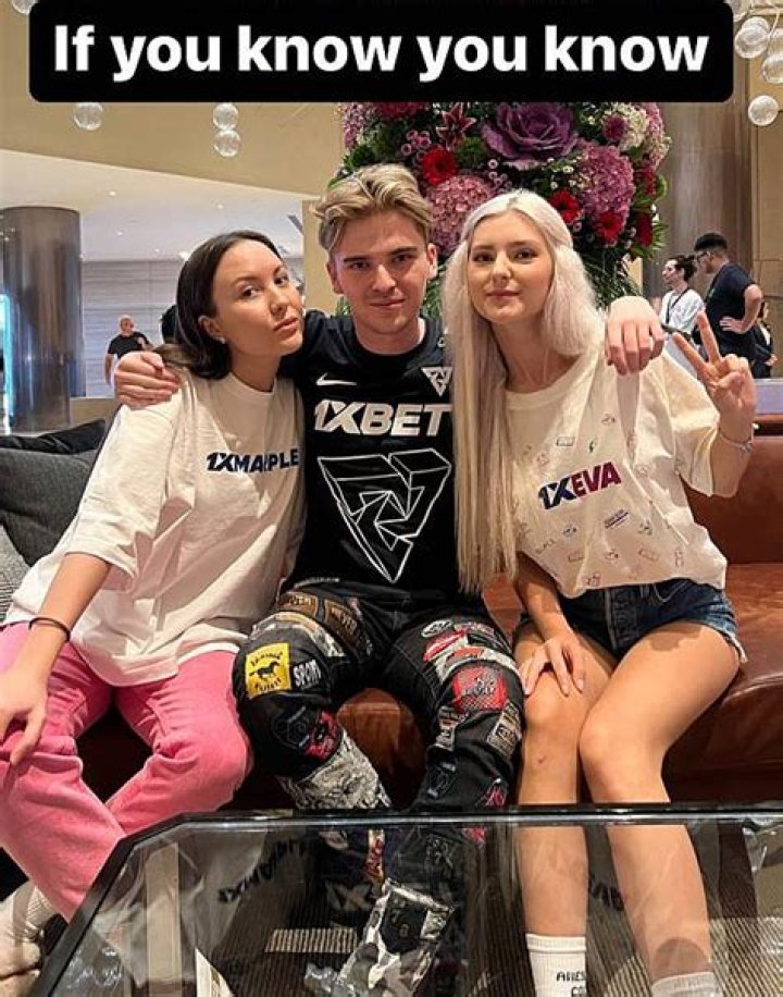 Jason Luv and Eva Elfie: A Deep Dive Into Their Relationship and Rise to Fame