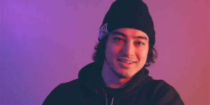 Joji George Miller Bio, Age, Height, Career, Net Worth, Affair, Dating, Girlfriend, Ethnicity, Religion, Trivia, Life, Wiki