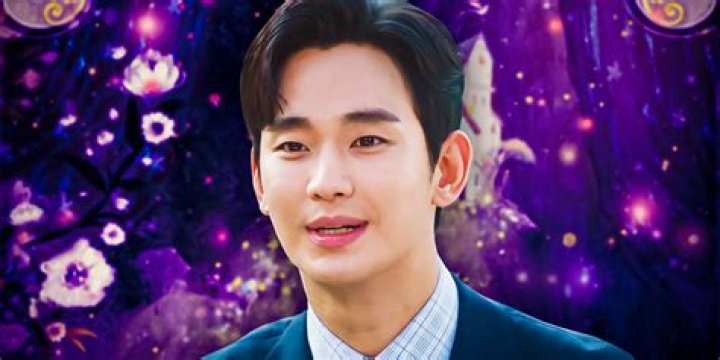 Kim Soo Hyun's Confirmed Sweetheart: Who Is She?
