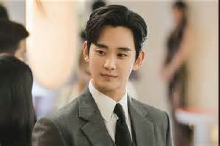 Kim Soo-Hyun: Biography, Career, And Notable Roles