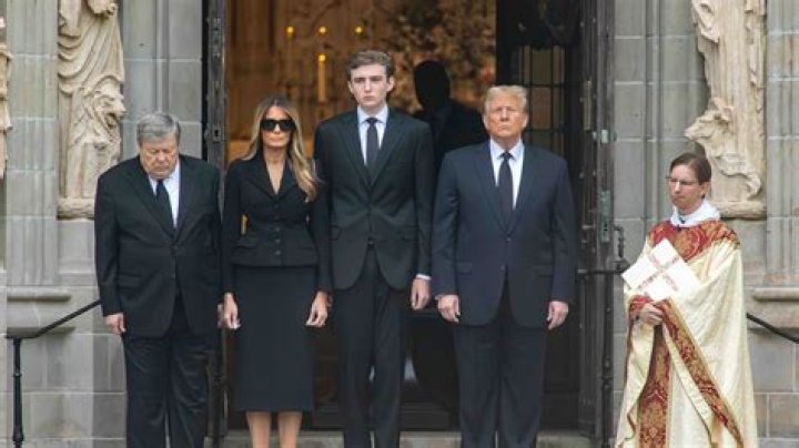 Unveiling The Mystery: Photo Of Barron Trump And His Girlfriend
